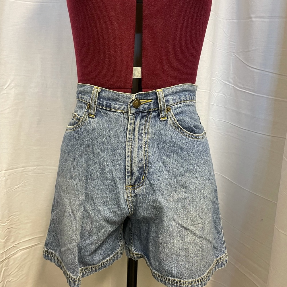 Vintage High waisted mom shorts